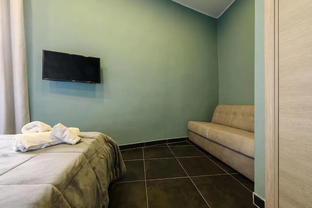Apartment City Life - Appartamento Per 9 Persone Al Centro Naples