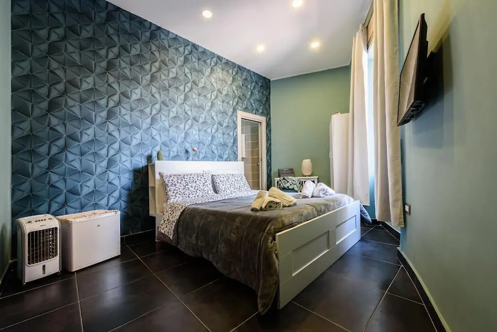 City Life - Appartamento Per 9 Persone Al Centro Naples